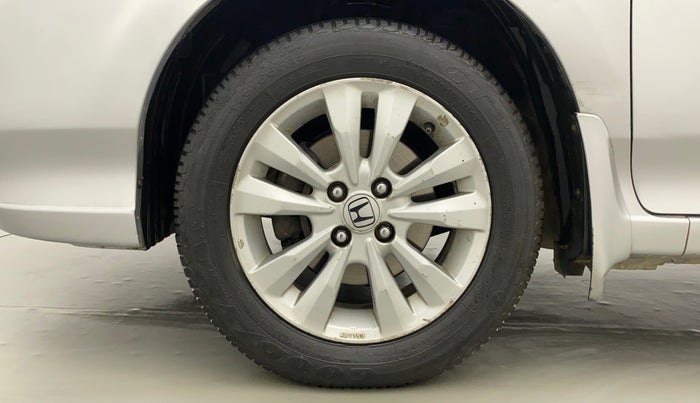 2013 Honda City 1.5L I-VTEC V MT SUNROOF, Petrol, Manual, 1,24,116 km, Left Front Wheel