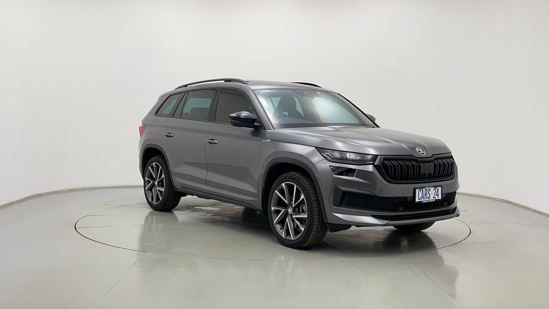 Right Front Diagonal (45- Degree) View