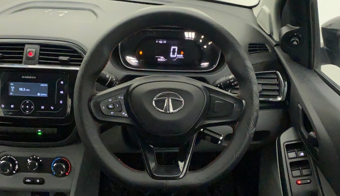 2022 Tata Tiago XT CNG, CNG, Manual, 15,582 km, Steering Wheel Close Up