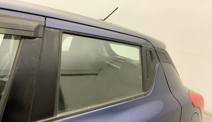 2018 Maruti Swift ZXI AMT, Petrol, Automatic, 1,06,179 km, Rear left door - Door visor damaged