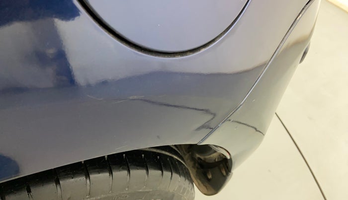 2018 Maruti Swift ZXI AMT, Petrol, Automatic, 1,06,179 km, Left quarter panel - Slightly dented