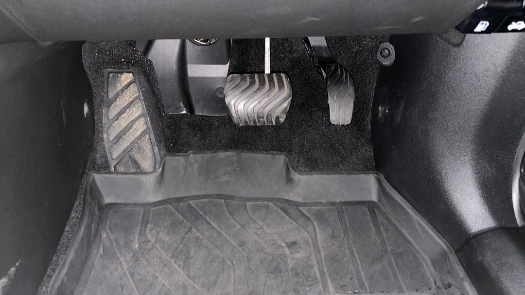 Pedals and Footmat
