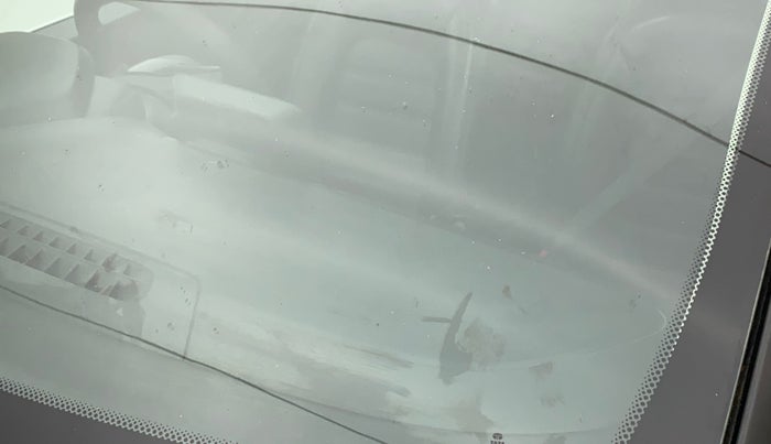 2022 Tata NEXON XM PLUS SUNROOF PETROL, Petrol, Manual, 22,251 km, Front windshield - Minor spot on windshield