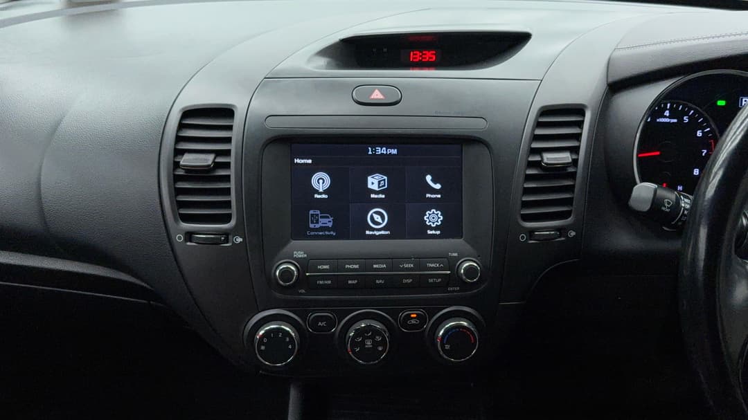 2018 Kia Cerato Sport, Automatic, 114489 km, Center Console
