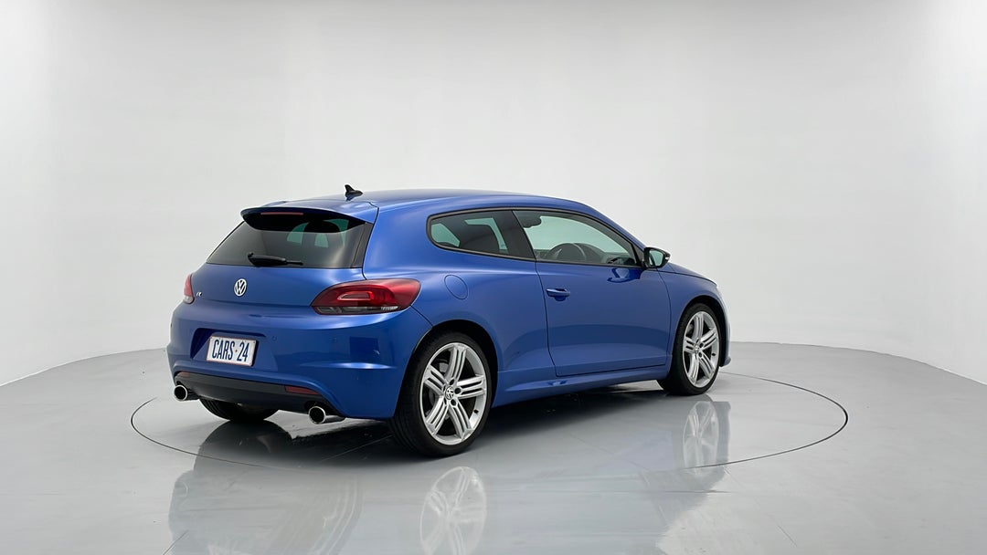 Right Back Diagonal (45- Degree) View