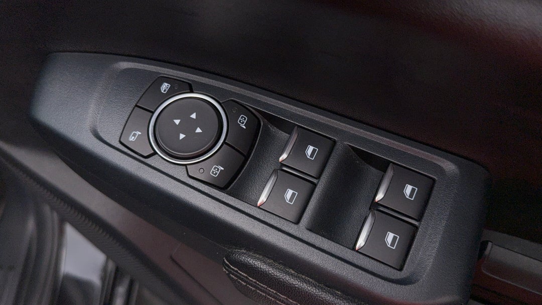 2023 Ford Ranger Sport 3.0 (4x4), Automatic, 40596 km, Drivers Side Door Panel Controls