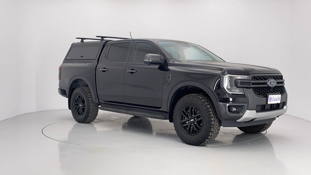 2023 Ford Ranger Sport 3.0 (4x4), Automatic, 40596 km, Right Front Diagonal (45- Degree) View