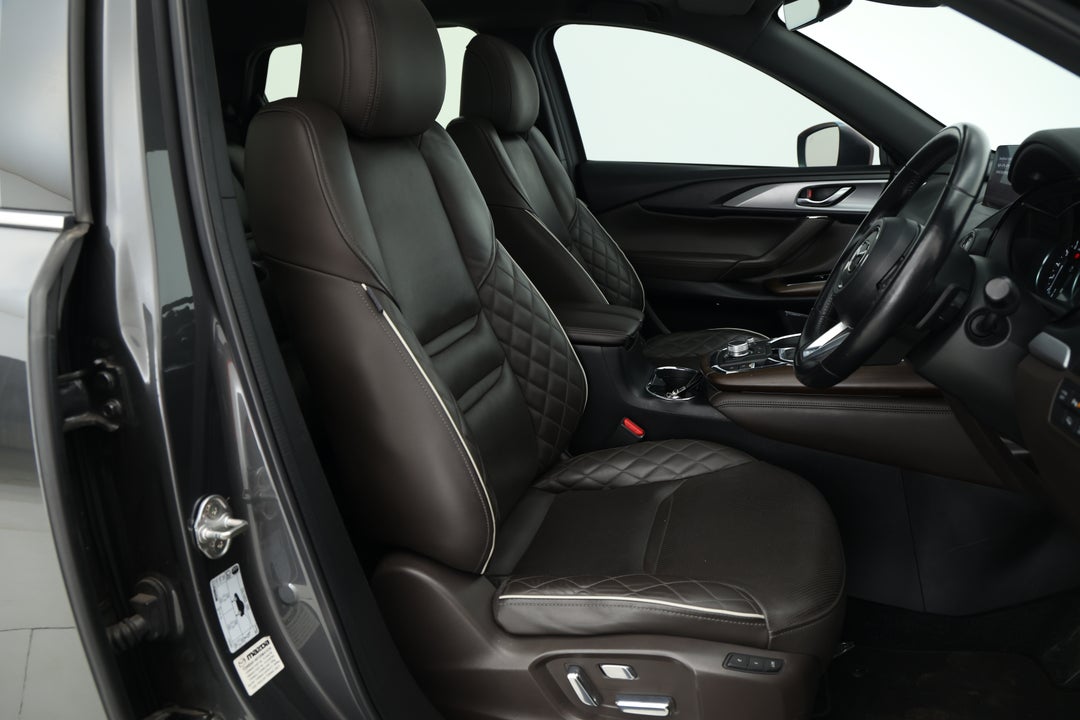 2022 Mazda CX-9 Azami (AWD), Automatic, 88935 km, Right Side Front Door Cabin View