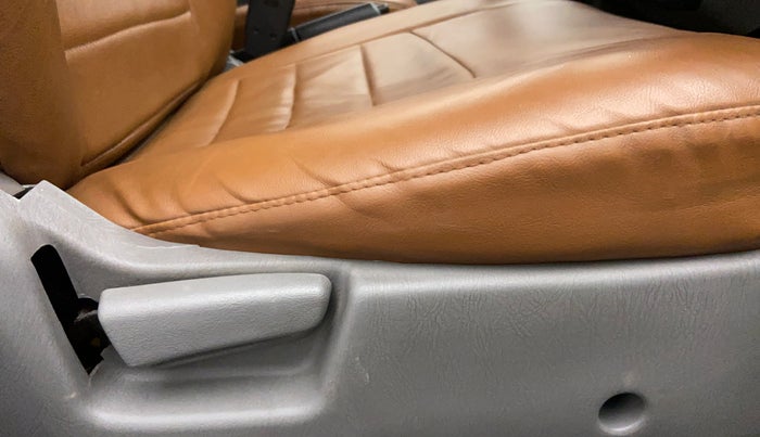 2011 Maruti Alto K10 VXI P, Petrol, Manual, 45,173 km, Driver Side Adjustment Panel