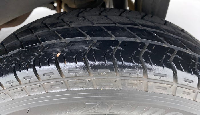 2017 Maruti Eeco 5 STR WITH AC PLUSHTR, Petrol, Manual, 11,553 km, Left Rear Tyre Tread