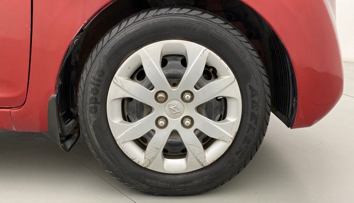 2014 Hyundai Eon MAGNA PLUS, Petrol, Manual, 34,896 km, Right Front Wheel