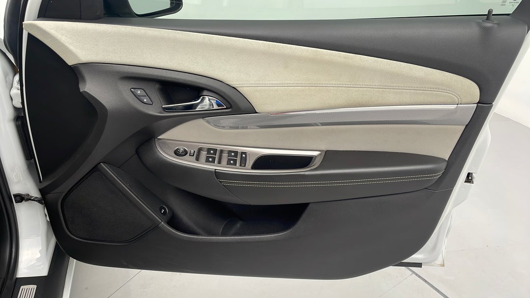 2015 Holden Calais Calais, Automatic, 110712 km, Speaker View