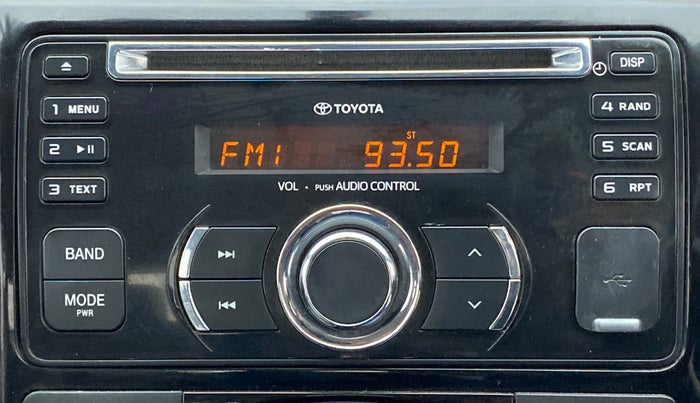 2015 Toyota Etios CROSS G, Petrol, Manual, 30,243 km, Infotainment System