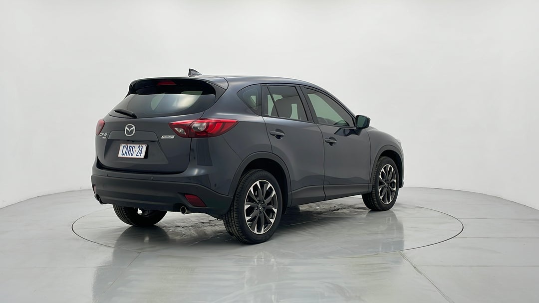 Right Back Diagonal (45- Degree) View