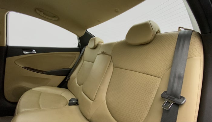 2014 Hyundai Verna FLUIDIC 1.6 SX CRDI OPT, Diesel, Manual, 62,347 km, Right Side Rear Door Cabin