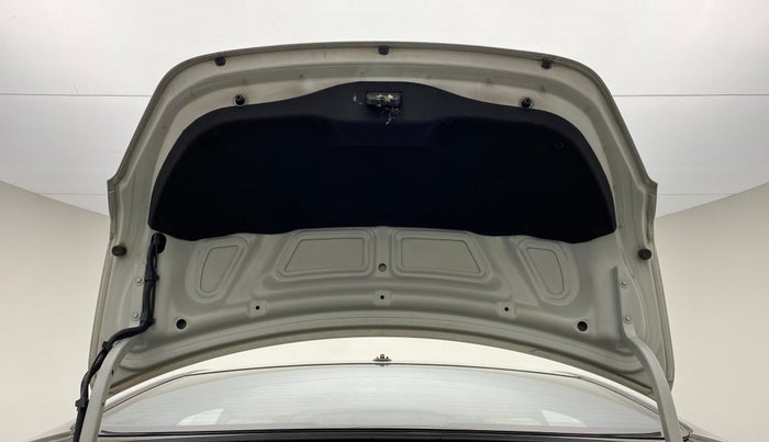 2014 Hyundai Verna FLUIDIC 1.6 SX CRDI OPT, Diesel, Manual, 62,347 km, Boot Door Open