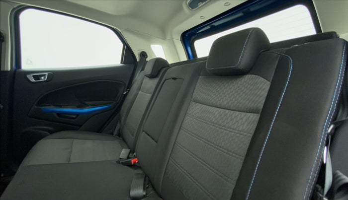2018 Ford Ecosport 1.5 TITANIUM SIGNATURE TI VCT (SUNROOF), Petrol, Manual, 19,415 km, Right Side Rear Door Cabin