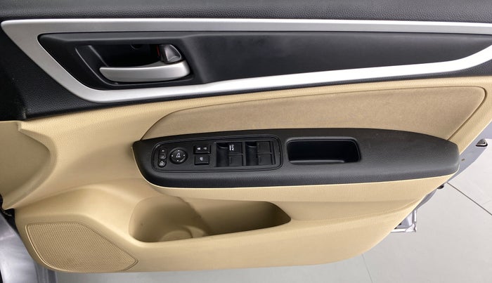 2021 Honda Amaze 1.2 SMT I VTEC, Petrol, Manual, 31,142 km, Driver Side Door Panels Control