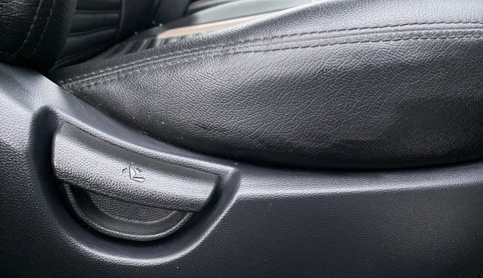 2015 Hyundai Grand i10 MAGNA 1.2 VTVT, Petrol, Manual, 62,335 km, Driver Side Adjustment Panel