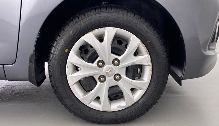 2015 Hyundai Grand i10 MAGNA 1.2 VTVT, Petrol, Manual, 62,335 km, Right Front Wheel