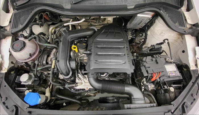 2021 Volkswagen Vento HIGHLINE PLUS 1.0 TSI AT, Petrol, Automatic, 18,837 km, Open Bonet