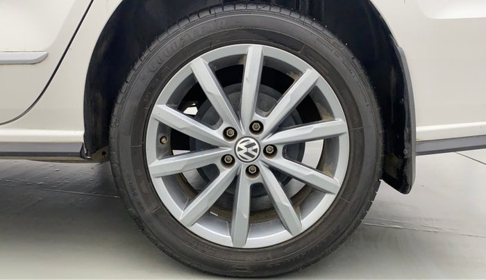 2021 Volkswagen Vento HIGHLINE PLUS 1.0 TSI AT, Petrol, Automatic, 18,837 km, Left Rear Wheel