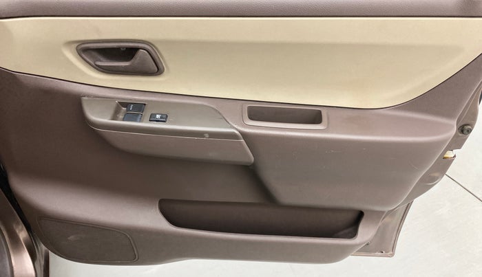 2011 Maruti Zen Estilo LXI, Petrol, Manual, 68,960 km, Driver Side Door Panels Control