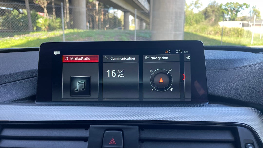 2018 BMW 3 30i M Sport, Automatic, 101851 km, Infotainment System