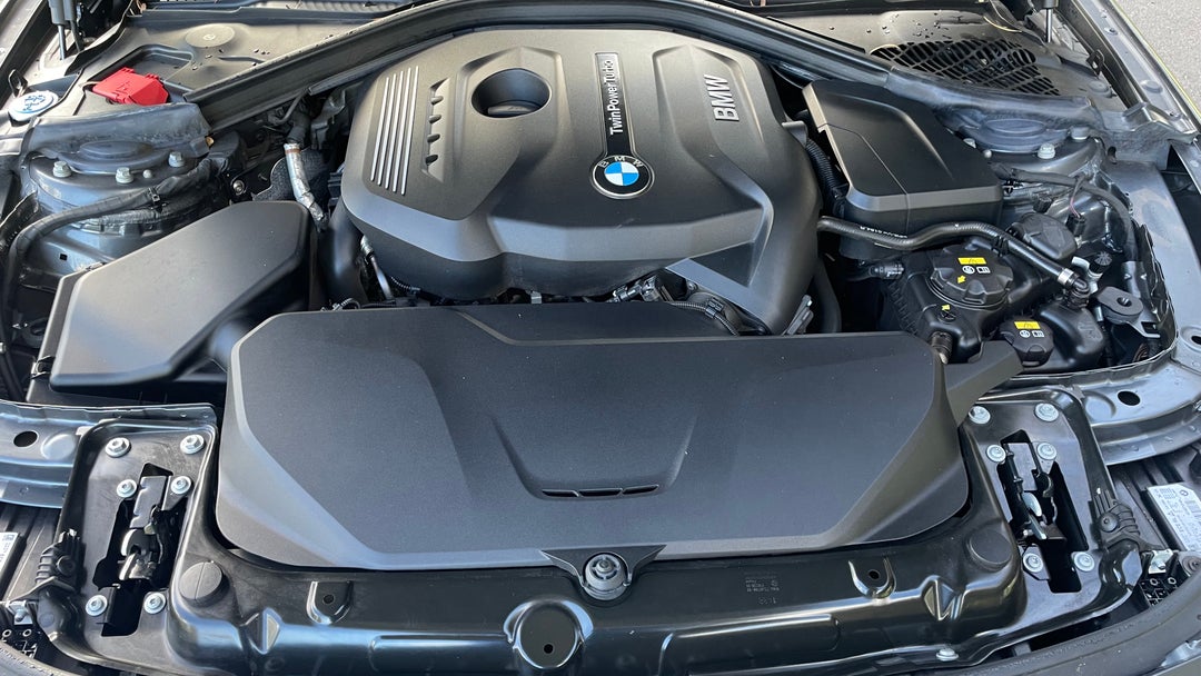 2018 BMW 3 30i M Sport, Automatic, 101851 km, Open Bonnet (Engine)