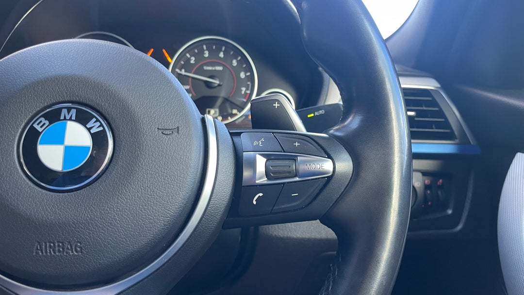 2018 BMW 3 30i M Sport, Automatic, 101851 km, Cruise Control