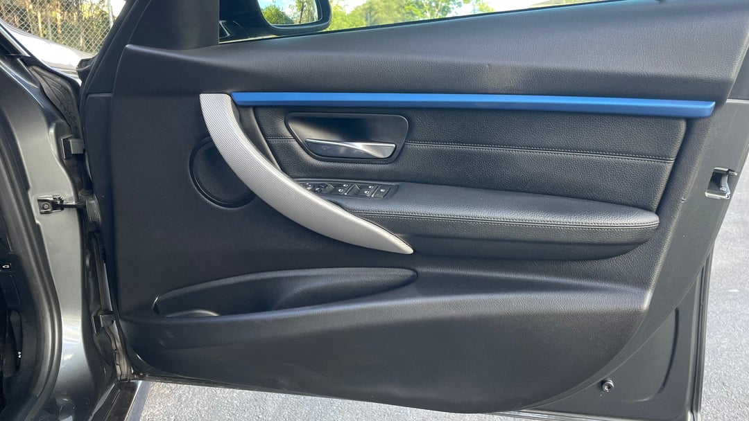 2018 BMW 3 30i M Sport, Automatic, 101851 km, Speaker View