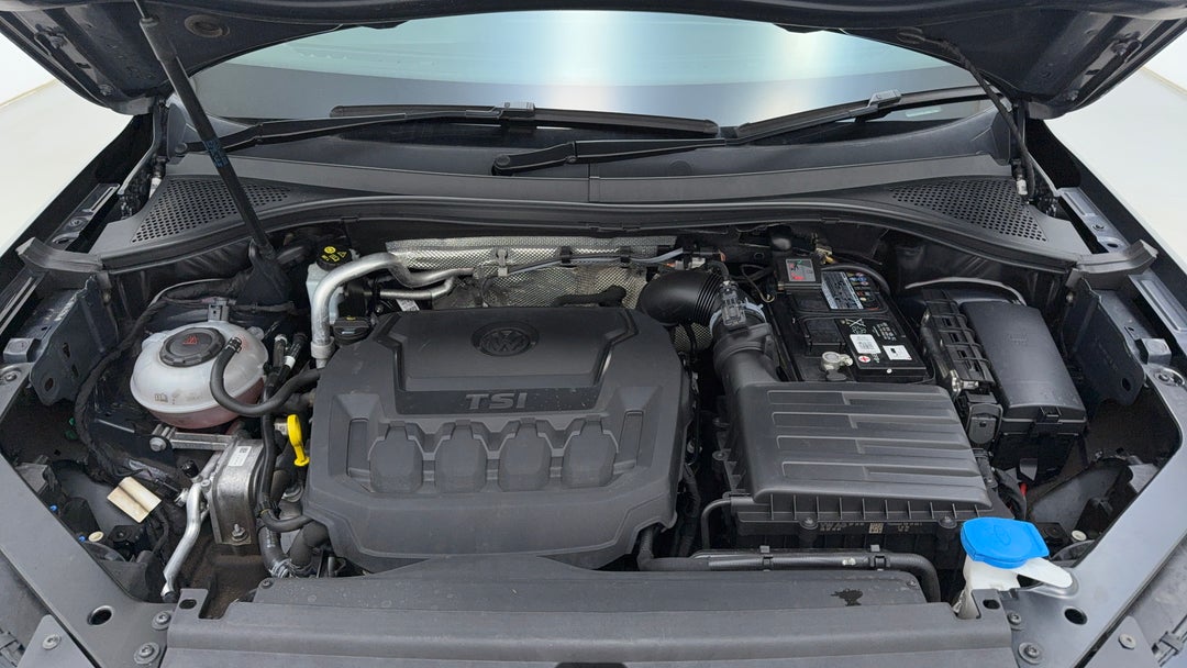 Open Bonnet (Engine)