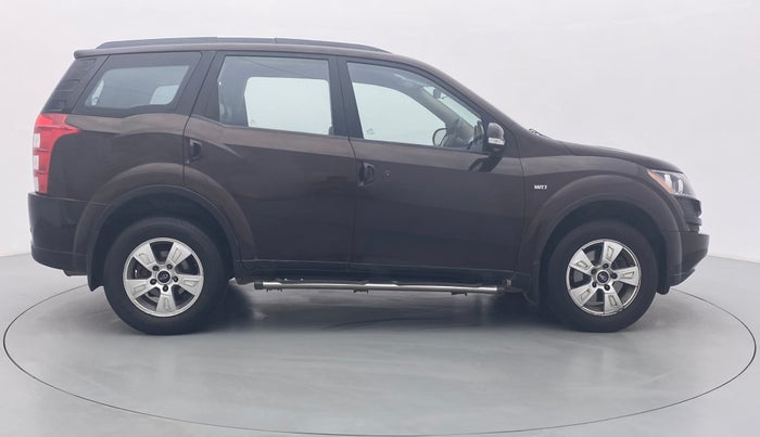 2013 Mahindra XUV500 W8 FWD, Diesel, Manual, 79,383 km, Right Side View