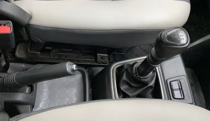 2021 Datsun Redi Go T(O) 1.0, Petrol, Manual, 15,513 km, Gear Lever