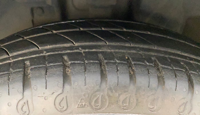2021 Datsun Redi Go T(O) 1.0, Petrol, Manual, 15,513 km, Left Front Tyre Tread