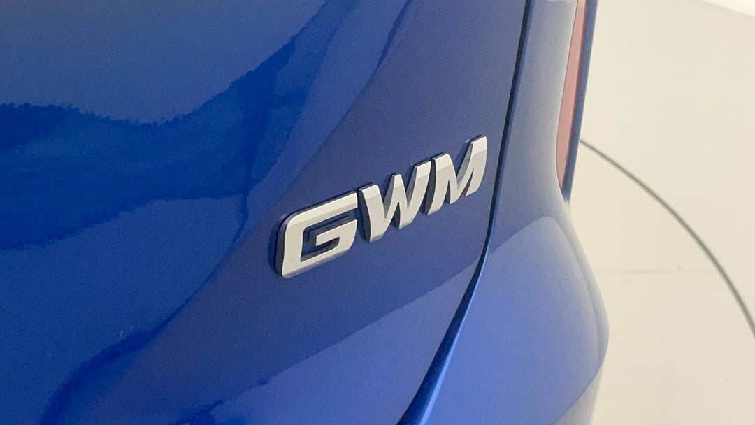 Badge (Boot Right Side)