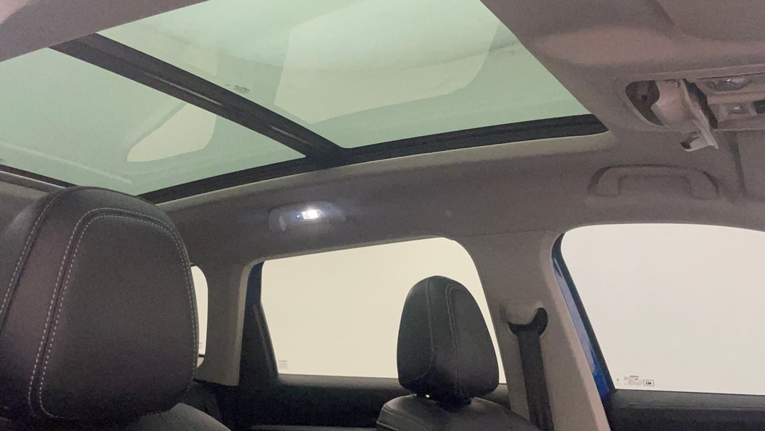 Interior Sunroof/Moonroof