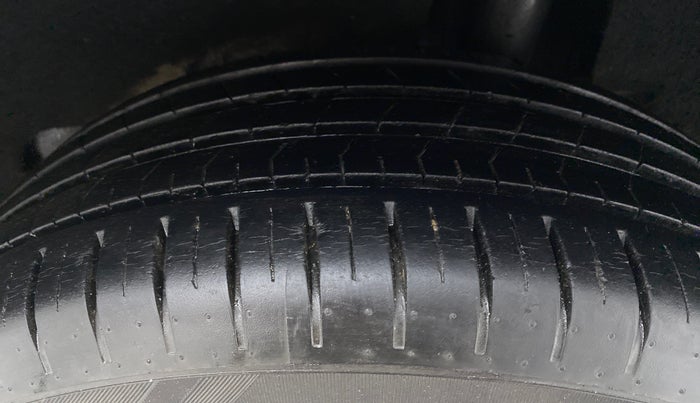 2018 Maruti Baleno ZETA 1.2 K12, Petrol, Manual, 21,177 km, Left Rear Tyre Tread