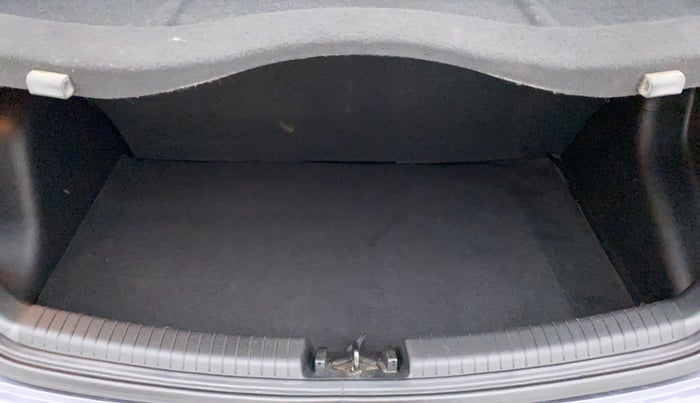 2015 Hyundai Grand i10 MAGNA 1.2 KAPPA VTVT, Petrol, Manual, 66,016 km, Boot Inside