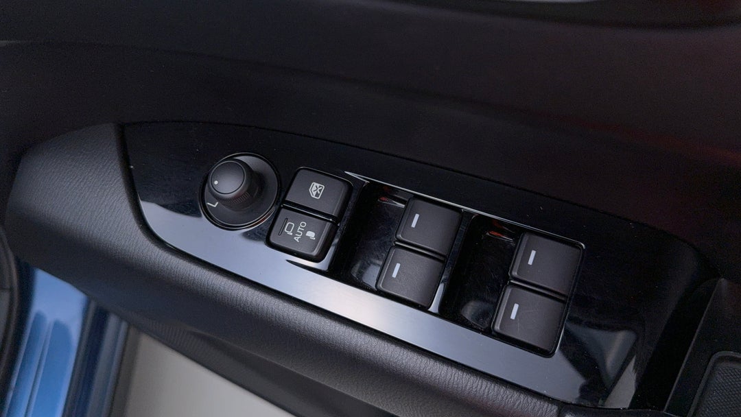 Drivers Side Door Panel Controls