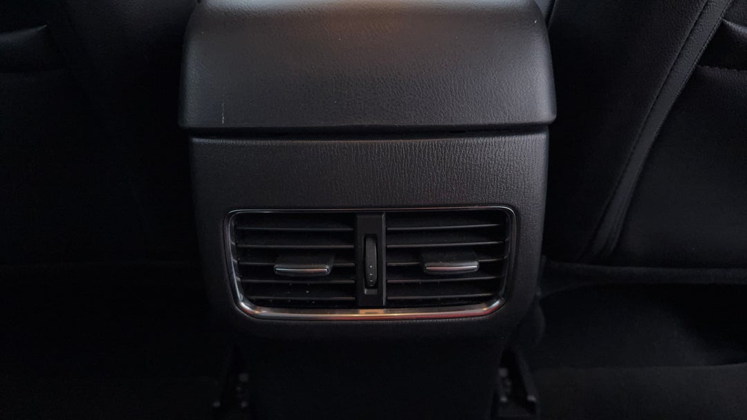 Rear A/C Vent