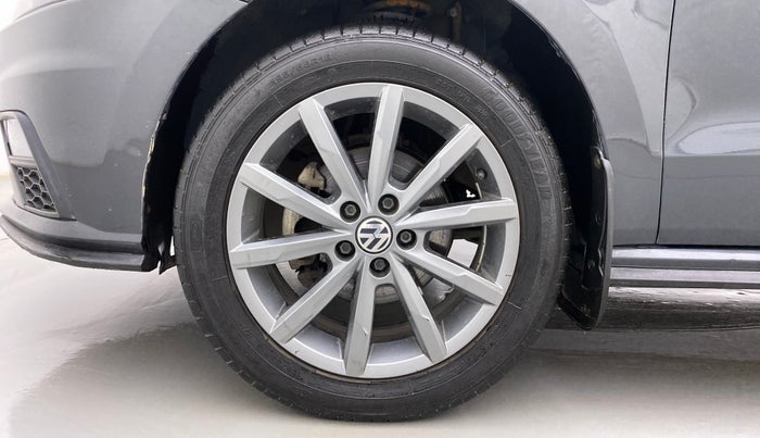 2020 Volkswagen Polo HIGHLINE PLUS 1.0, Petrol, Manual, 29,105 km, Left Front Wheel