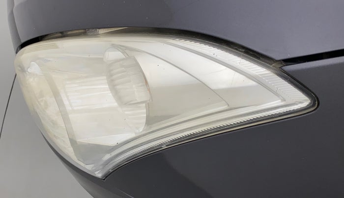 2015 Maruti Swift VXI, Petrol, Manual, 68,742 km, Left headlight - Faded