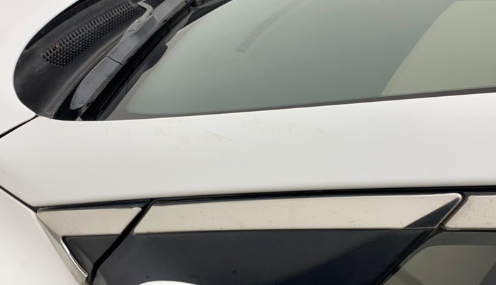 2016 Hyundai Elite i20 ASTA 1.2 (O), Petrol, Manual, 1,01,383 km, Left A pillar - Minor scratches