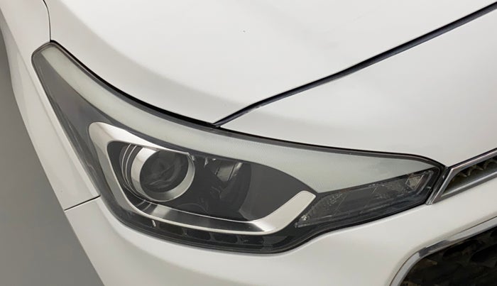 2016 Hyundai Elite i20 ASTA 1.2 (O), Petrol, Manual, 1,01,383 km, Right headlight - Minor scratches