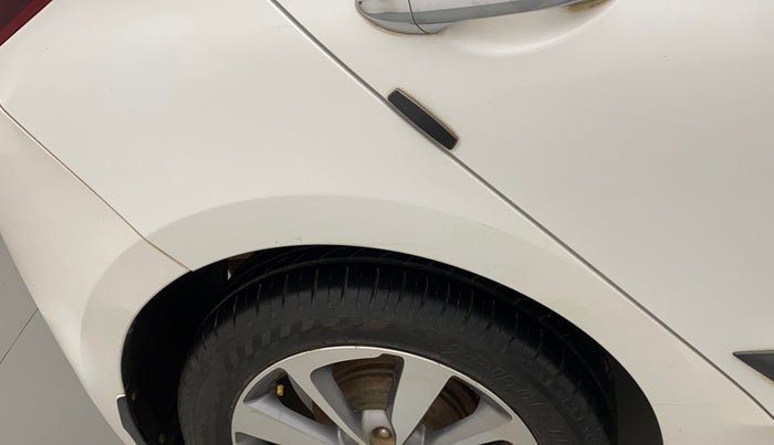 2016 Hyundai Elite i20 ASTA 1.2 (O), Petrol, Manual, 1,01,383 km, Right quarter panel - Minor scratches