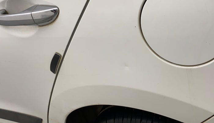 2016 Hyundai Elite i20 ASTA 1.2 (O), Petrol, Manual, 1,01,383 km, Left quarter panel - Slightly dented