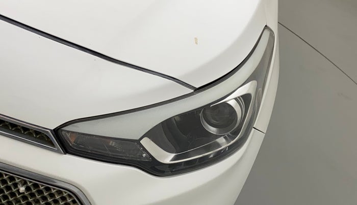 2016 Hyundai Elite i20 ASTA 1.2 (O), Petrol, Manual, 1,01,383 km, Left headlight - Minor scratches