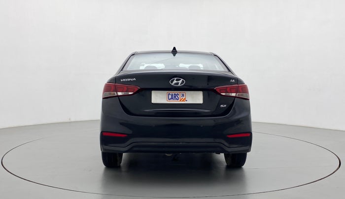 2019 Hyundai Verna 1.6 VTVT SX, CNG, Manual, 82,327 km, Back/Rear