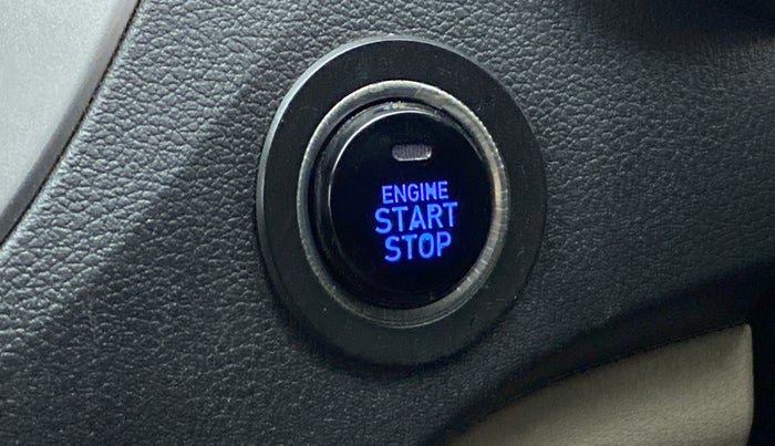 2019 Hyundai Verna 1.6 VTVT SX, CNG, Manual, 82,327 km, Keyless Start/ Stop Button